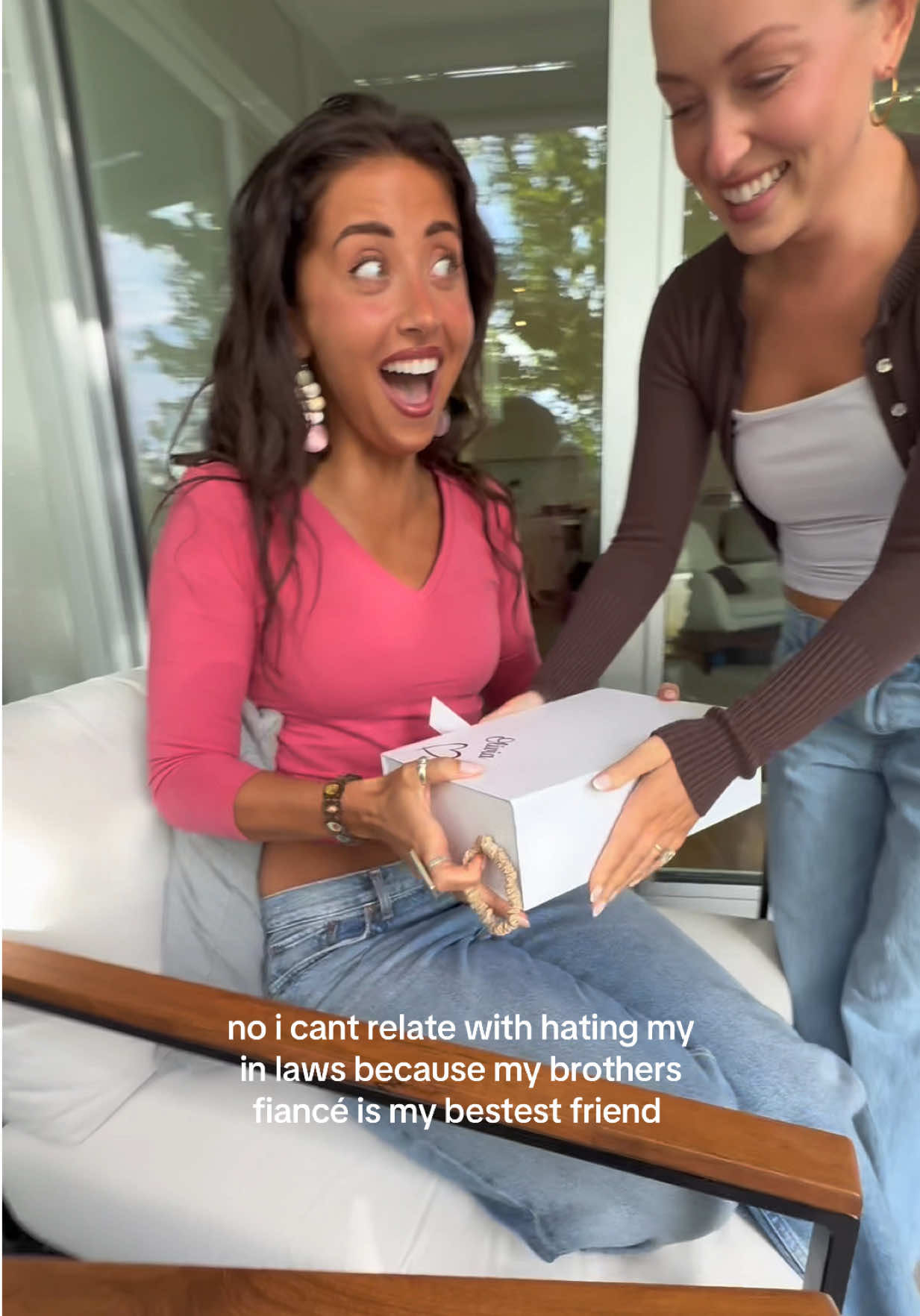 @LIV
