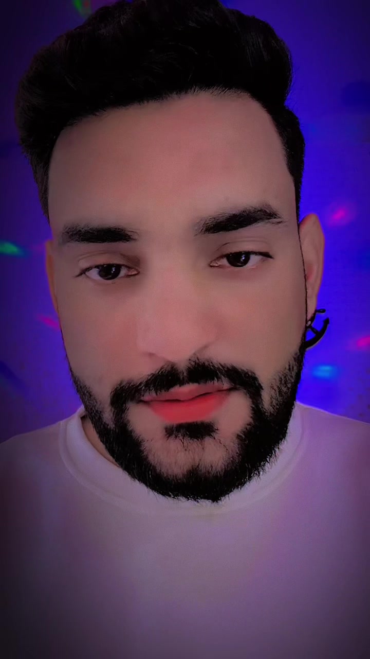 @𝐙𝐄𝐄𝐒𝐇𝐀𝐍 ᴏꜰꜰɪᴄɪᴀʟ⁰&sup2;🍁🎖️