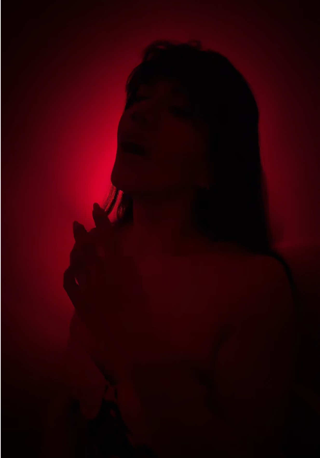 @genesisivanna_