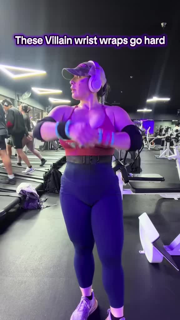 @MelissaMuscleMommy ✨