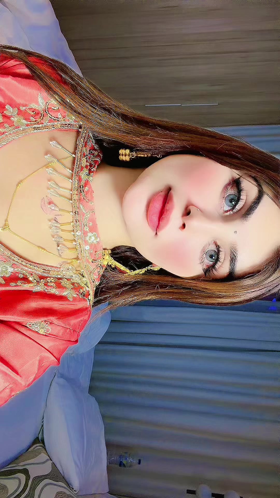@🇦🇪𝙈𝙖𝙃𝙞𝙧𝘼 (ماہی)🌸
