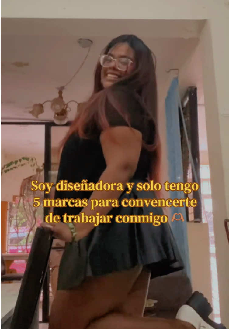 @Ash | Diseñadora de Marcas