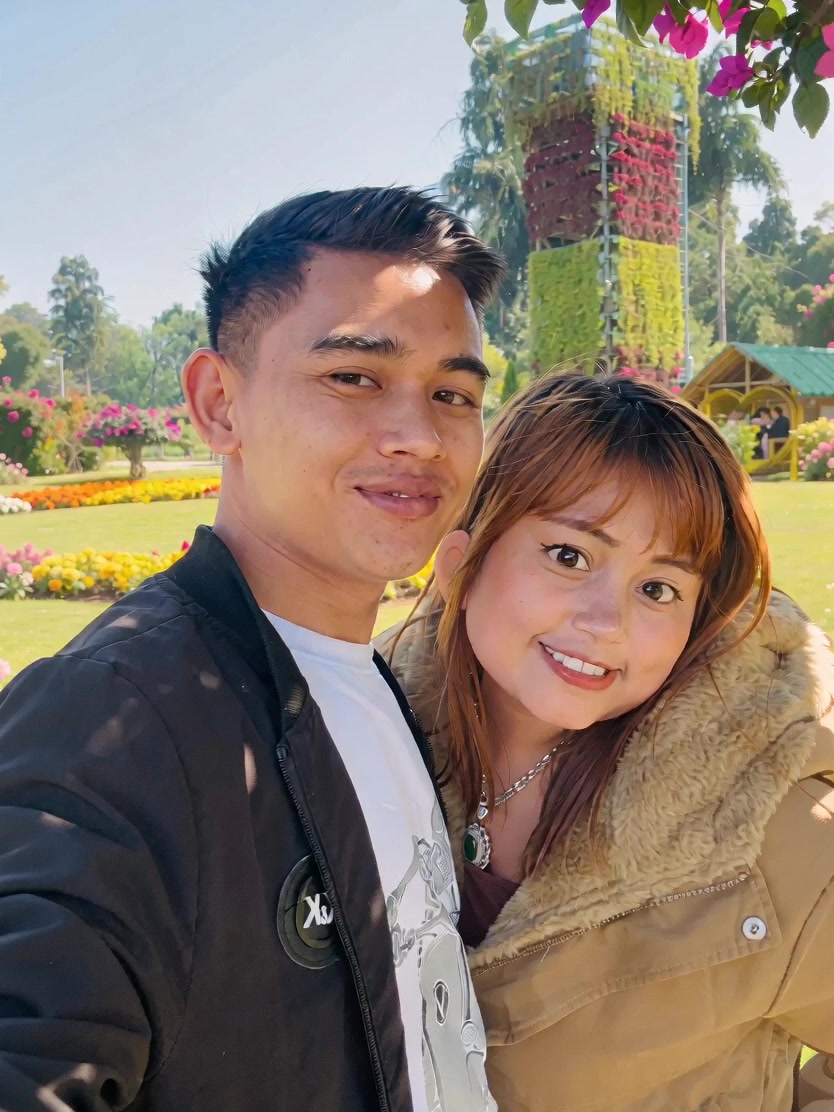 @နှင်း 🍀သမီးလေးမေမေ 🍀