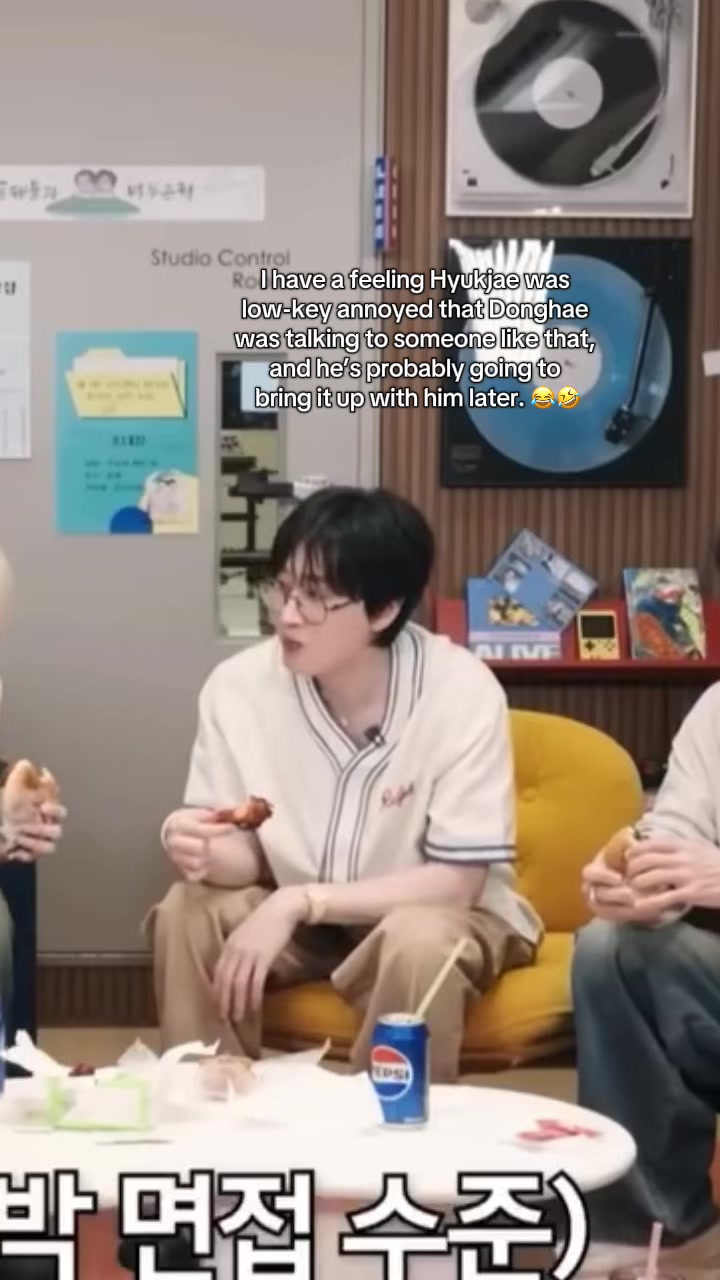 @Shut up Donghae&rsquo;s alive out