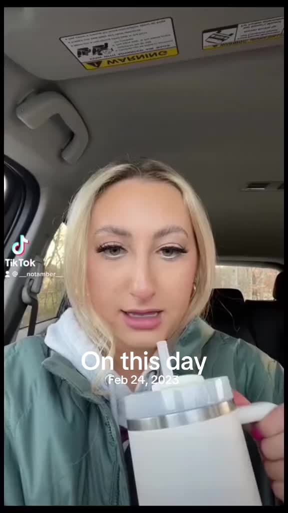 @__notamber__