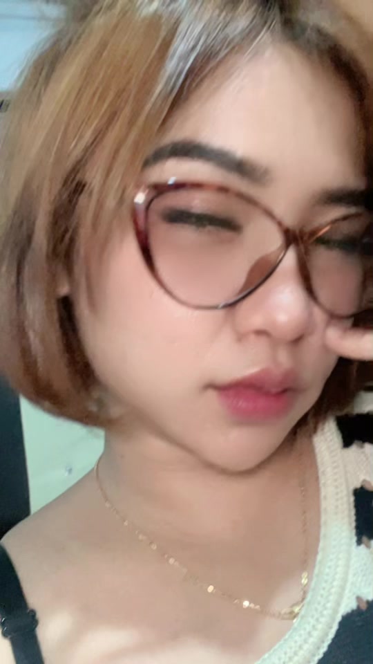 @julia frinella sari