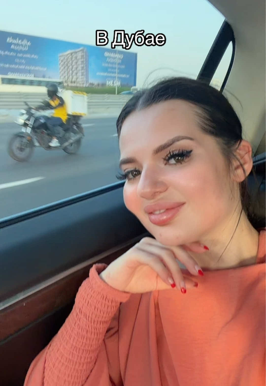 @lizivogue