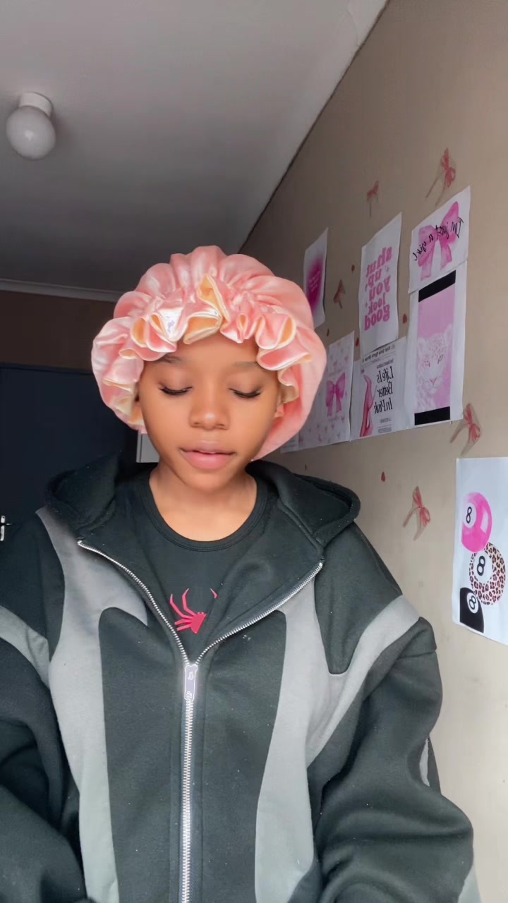 @khumeshna Nxumalo