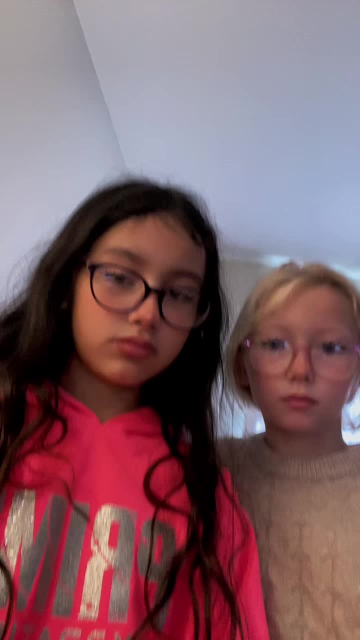 @Ariana cutie
