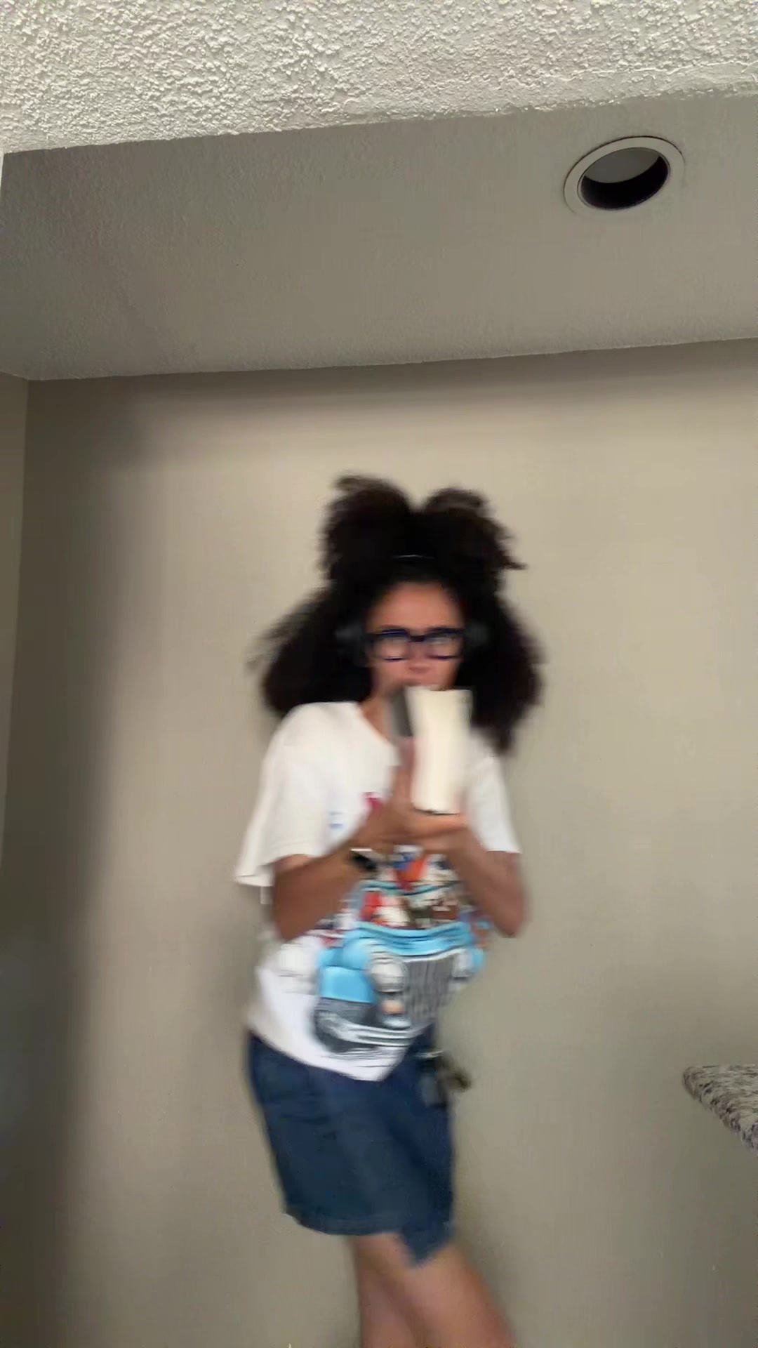 @itismedominique