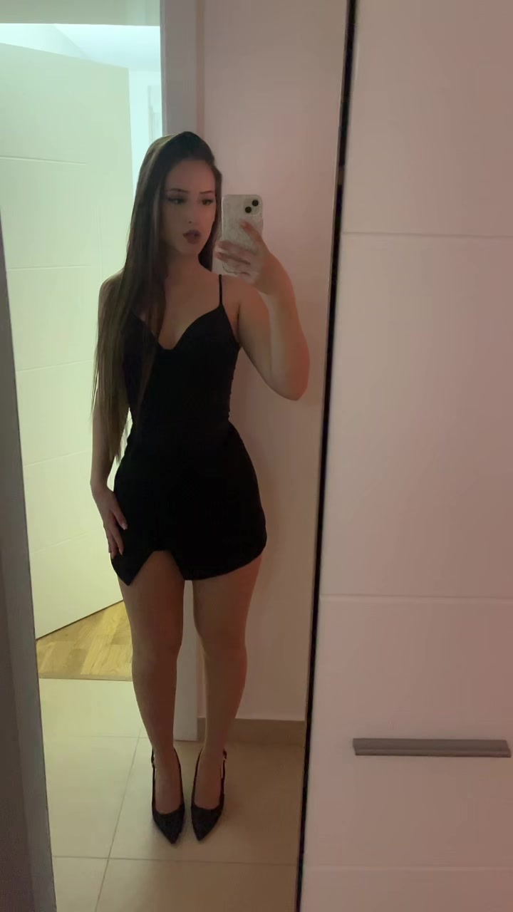 @elena