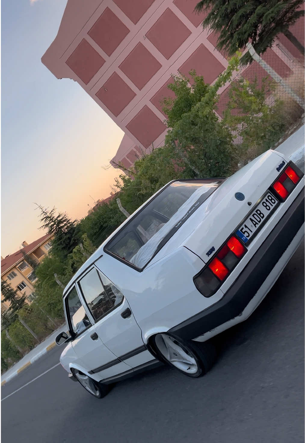 @Ｂａｒａｎ