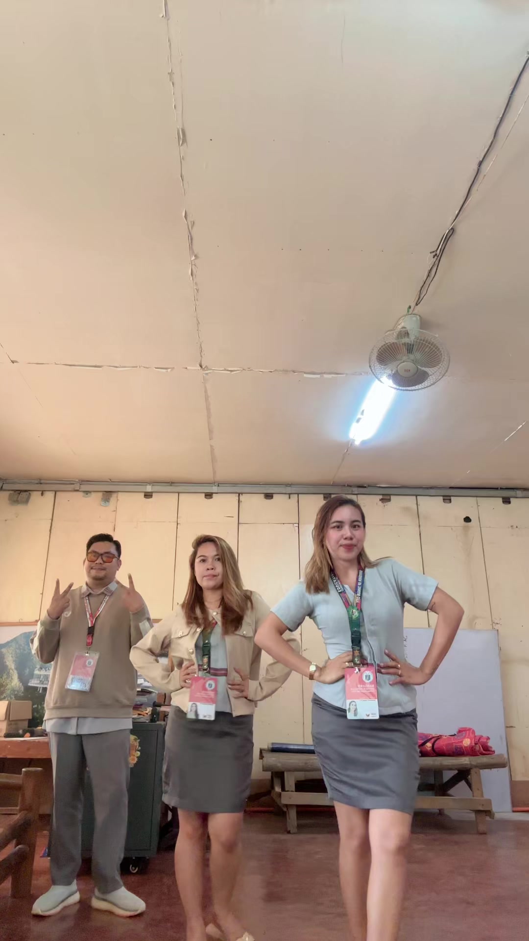 @𝑀𝒾𝓈𝓈 𝑅𝑜𝒸𝒽 👩&zwj;🏫🇵🇭