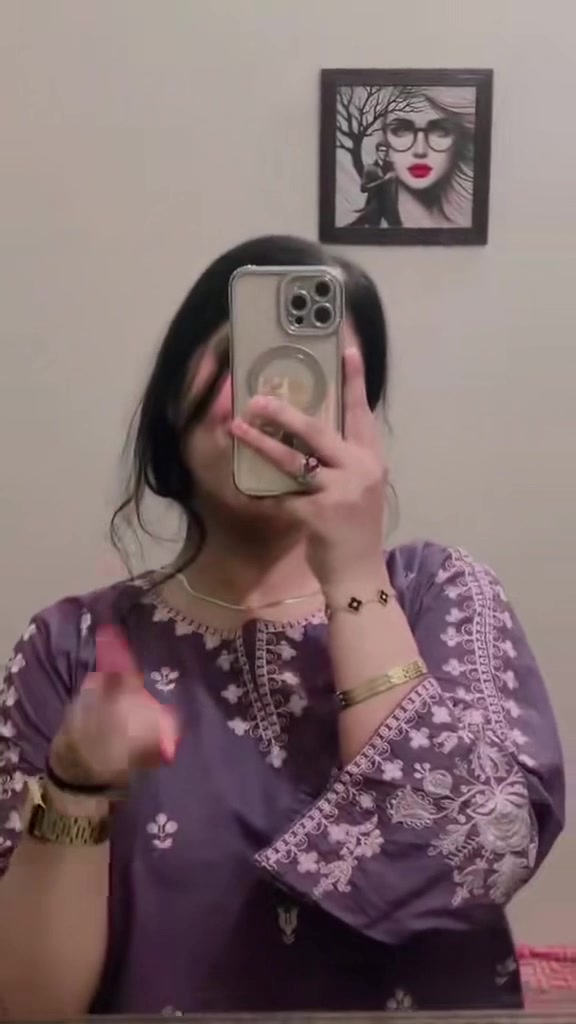 @🥀🦋BARFI QUEEN 🥀