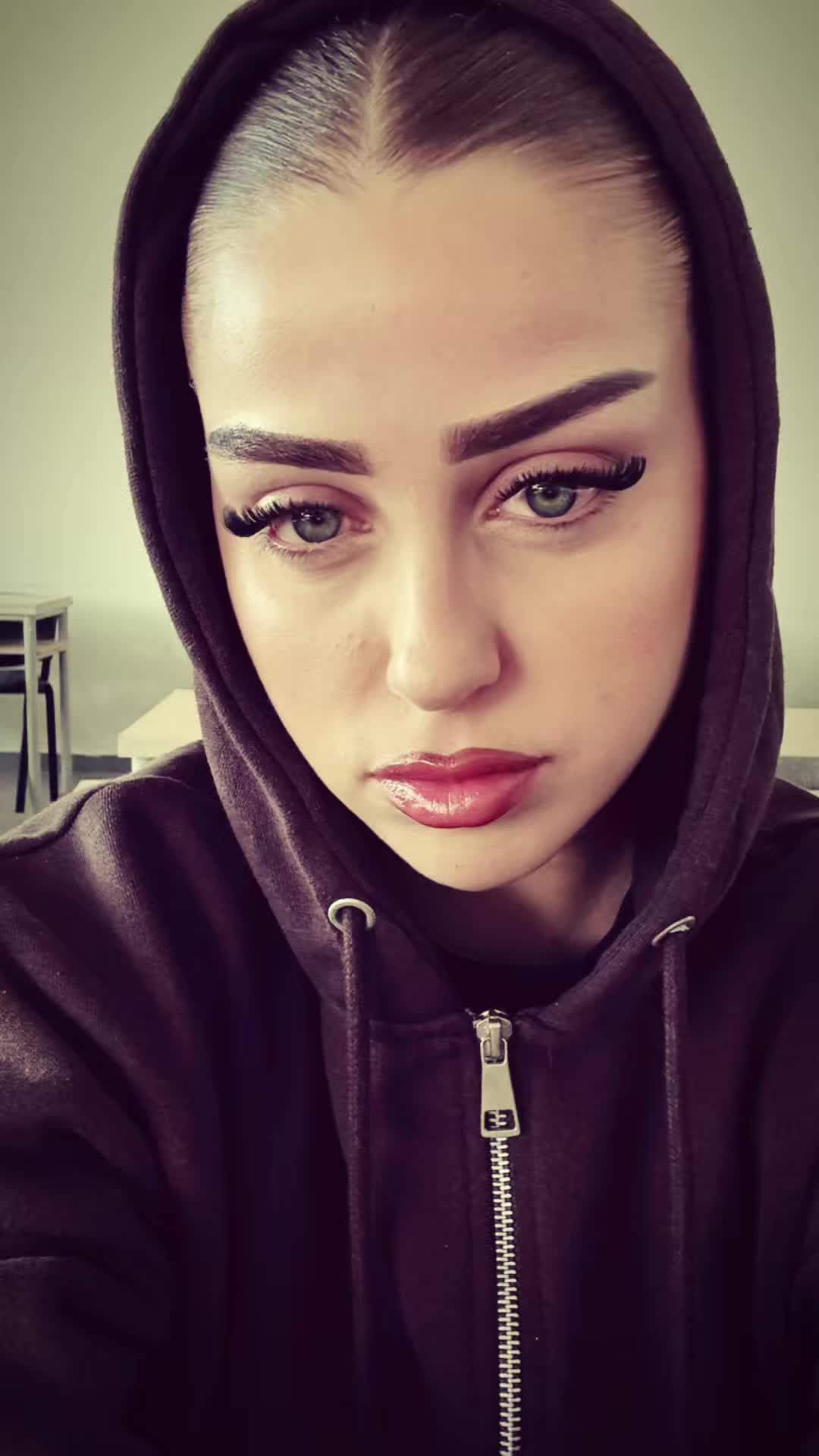 @👩🏼