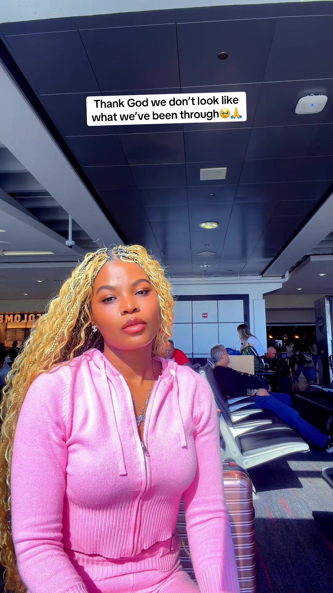 @Vayonah 🇺🇸 🇰🇪