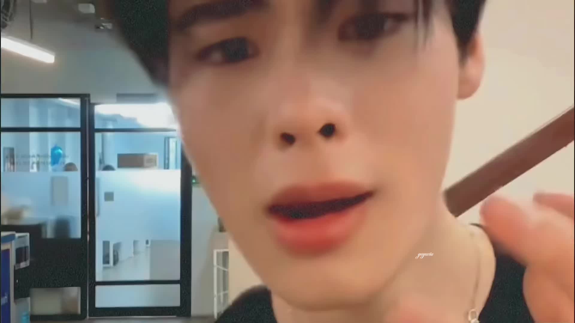 @waveyapat