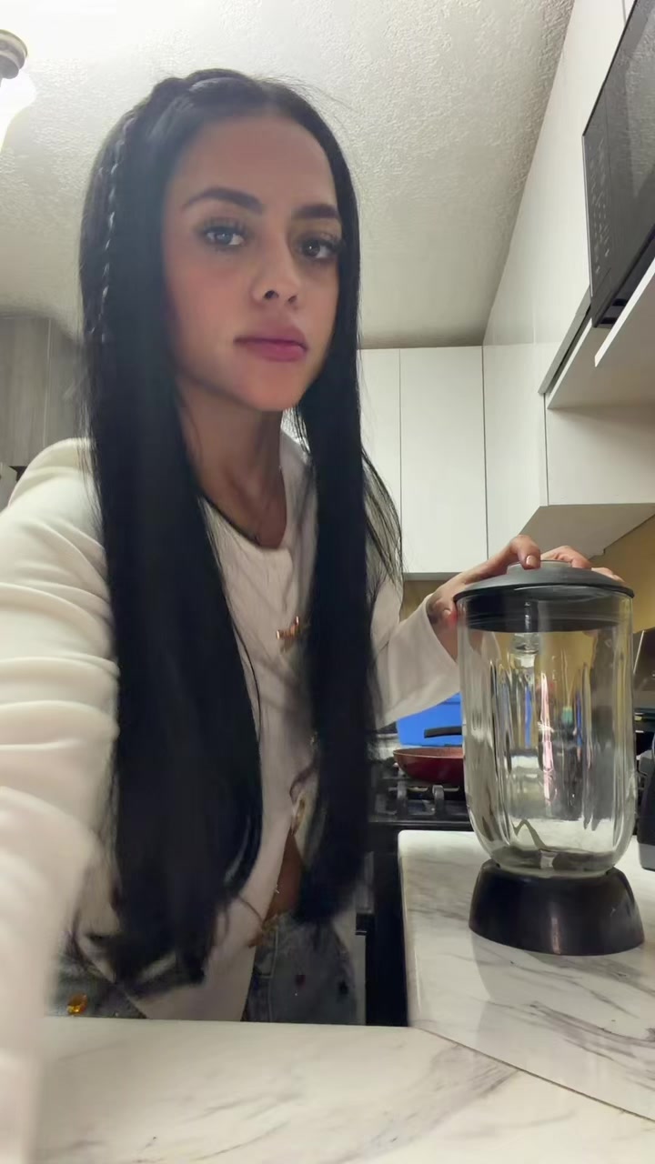 @𝐋𝐞𝐬𝐥𝐢𝐞🌸