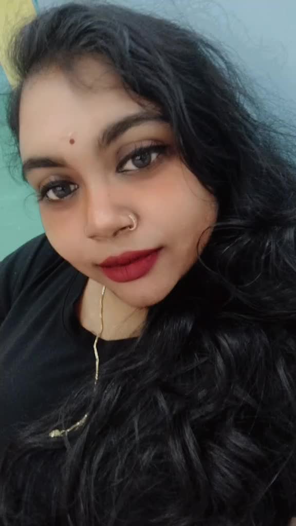 @Nandhini 👑❤️