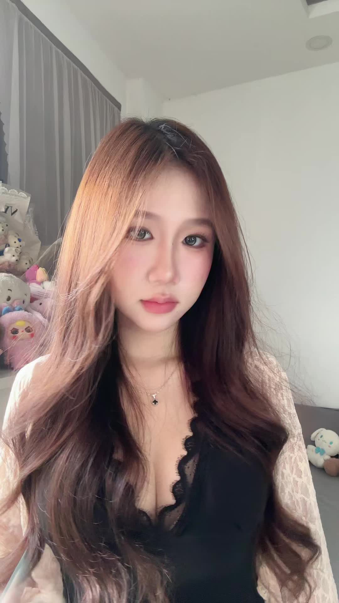 @Yen Linh ♡