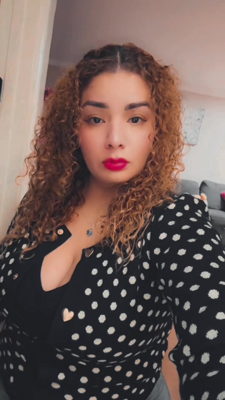 @Laurita Brito