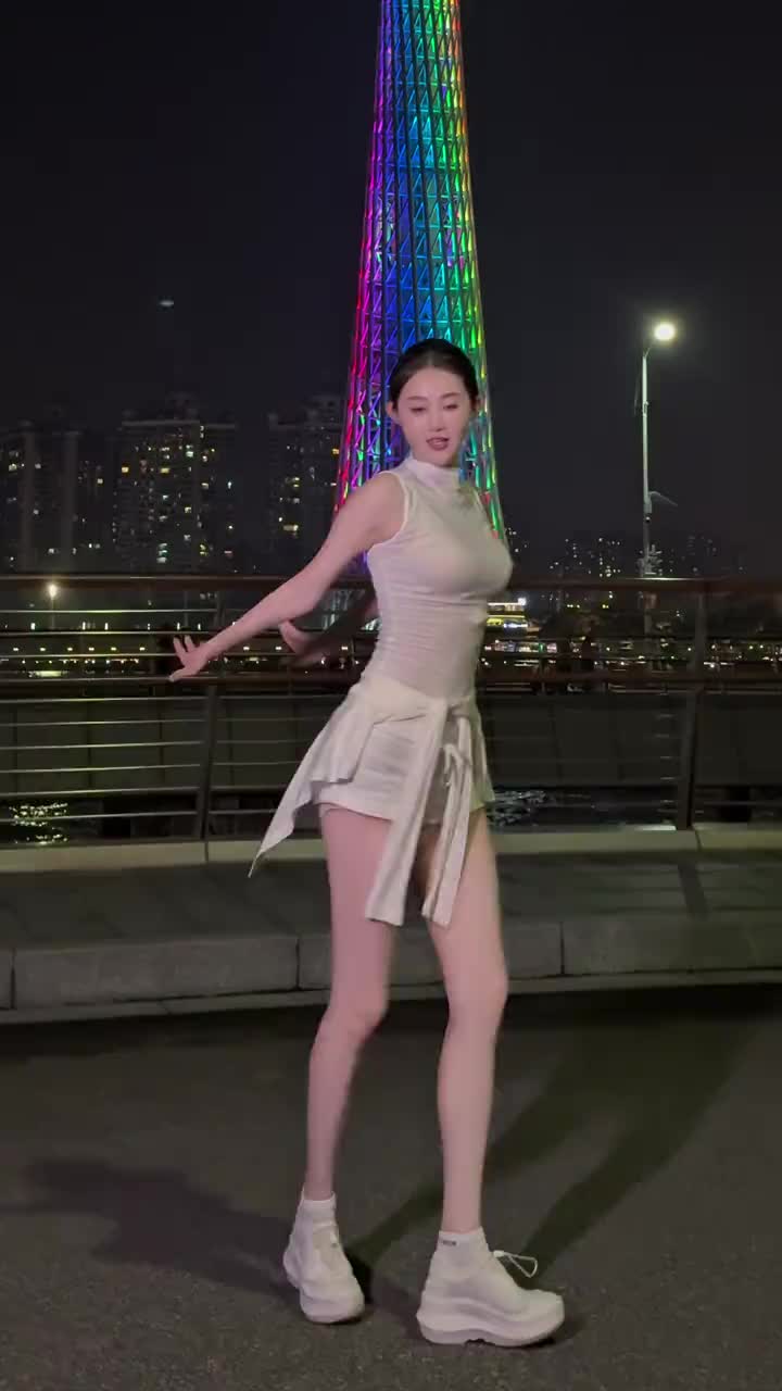 @Sally 王雪莉 大笑笑