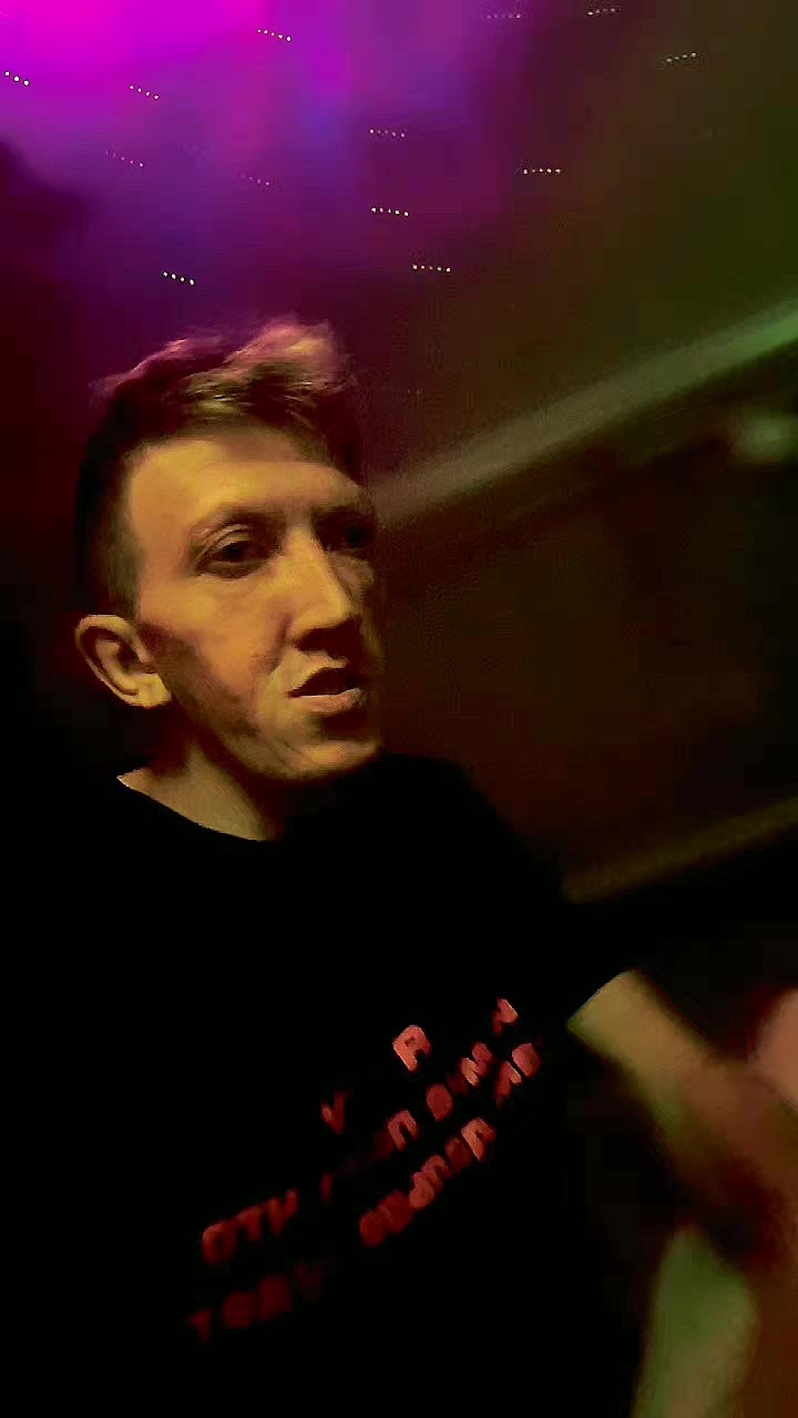 @🤌ваш CRAZY 👋