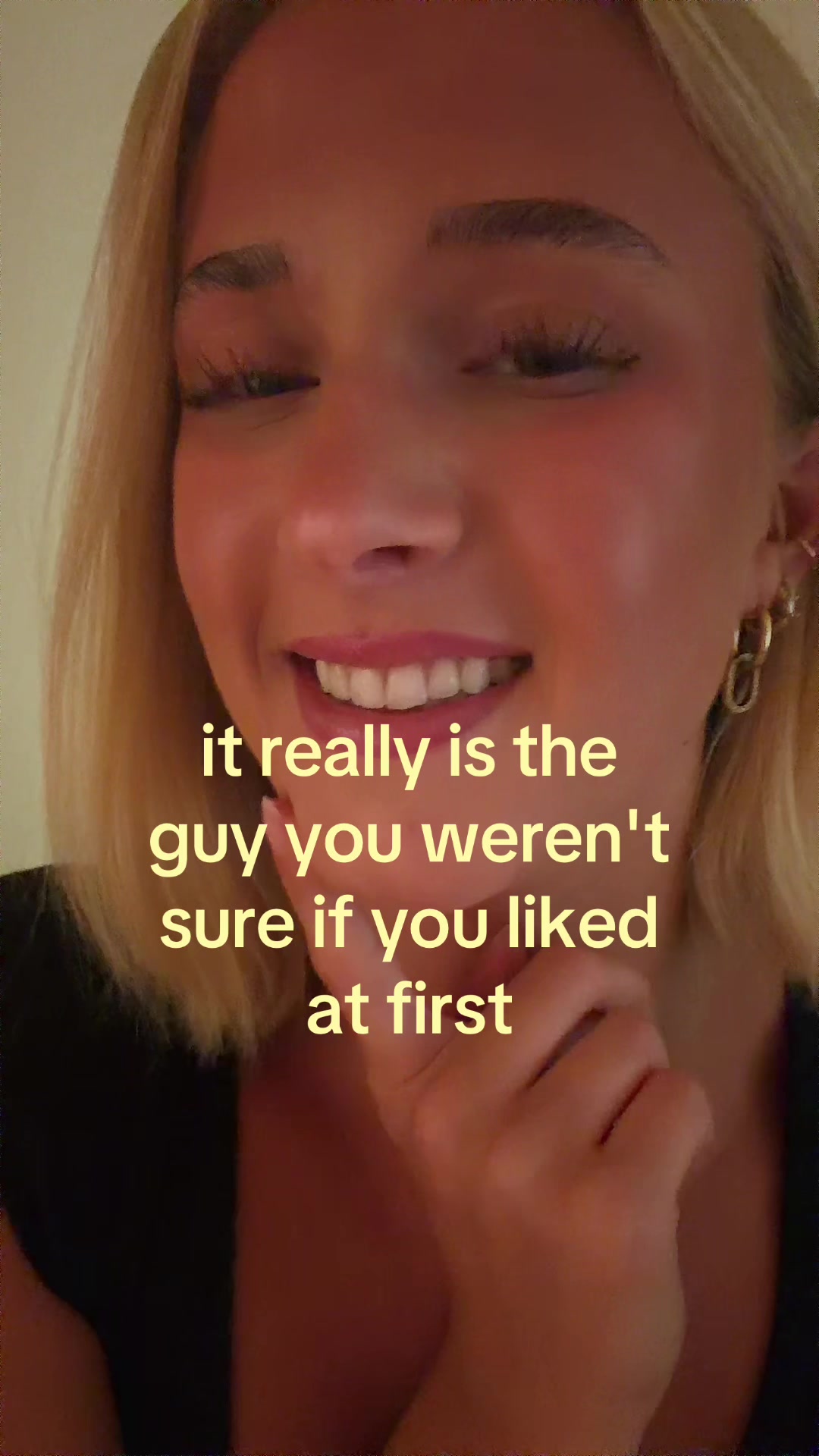 @theelliebarker