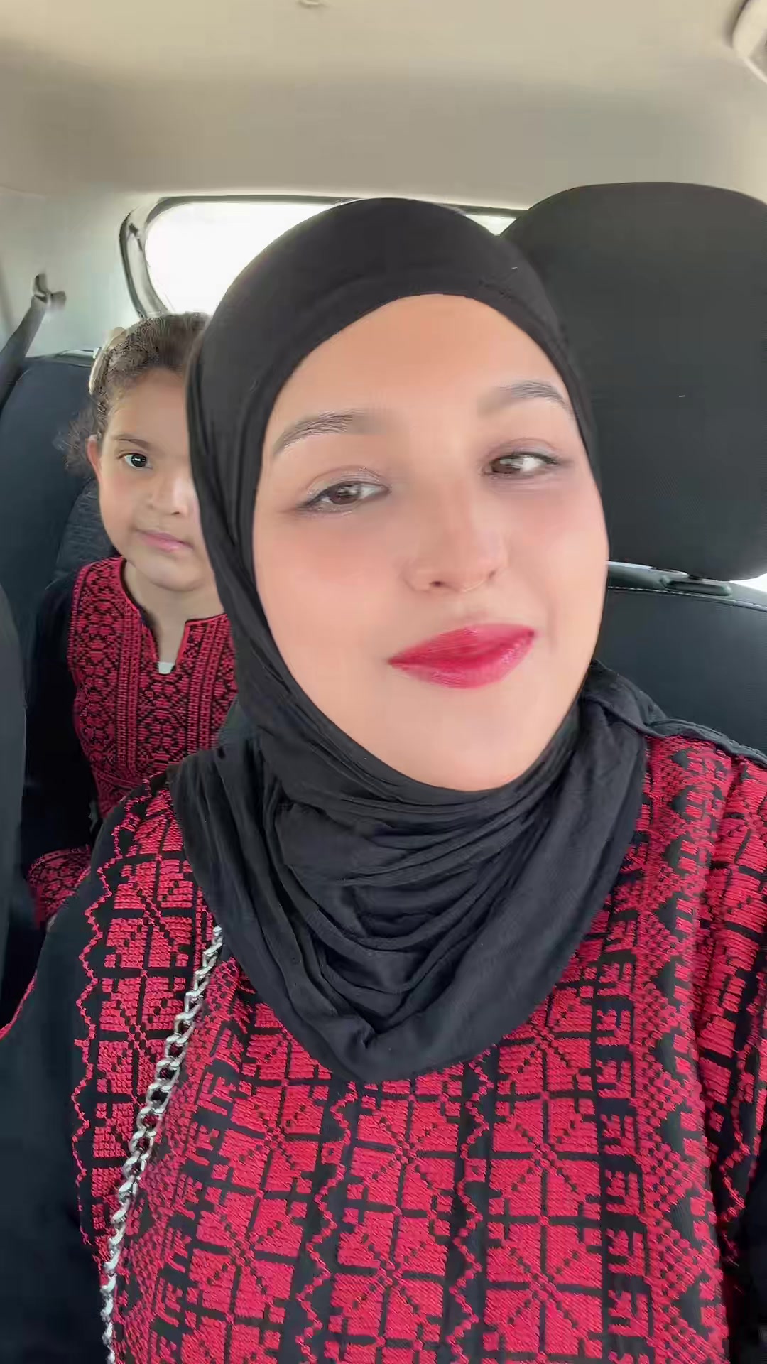 @Fatiha Ama