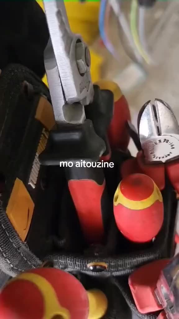 @aitouzine