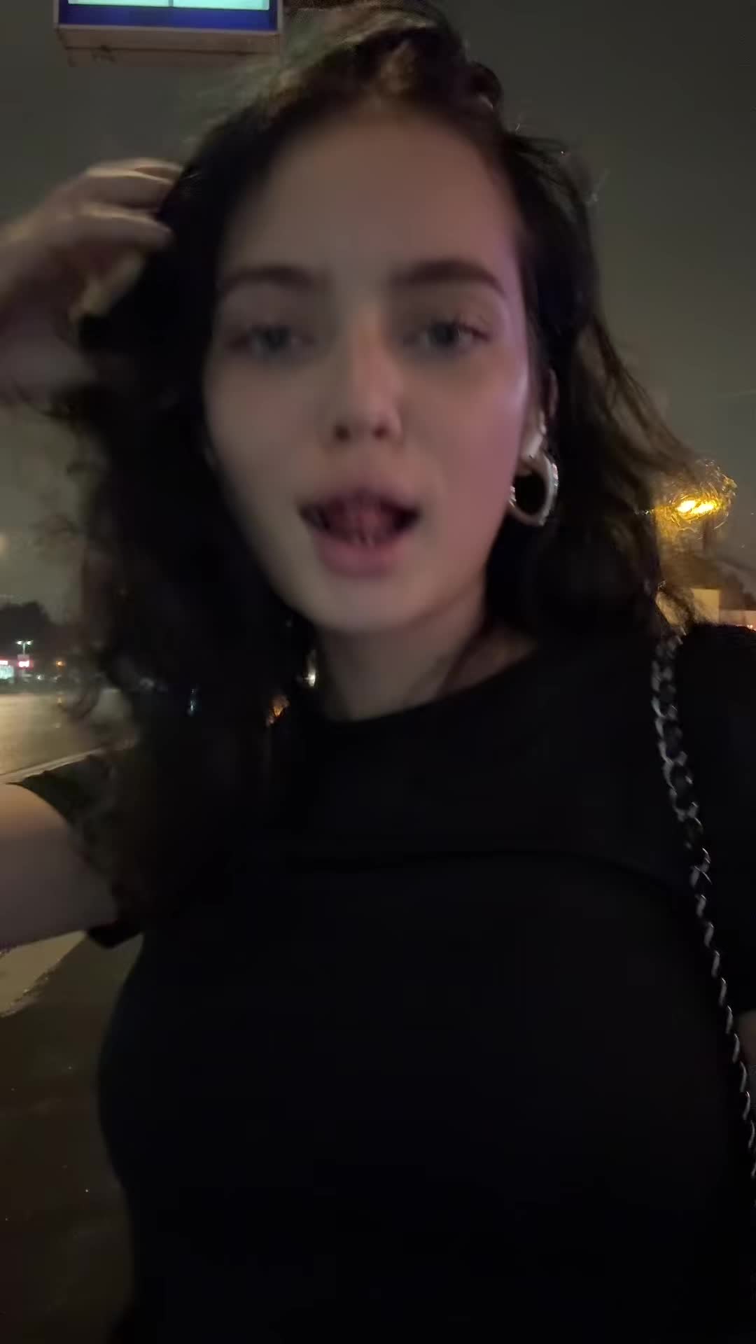 @OYYEEVA
