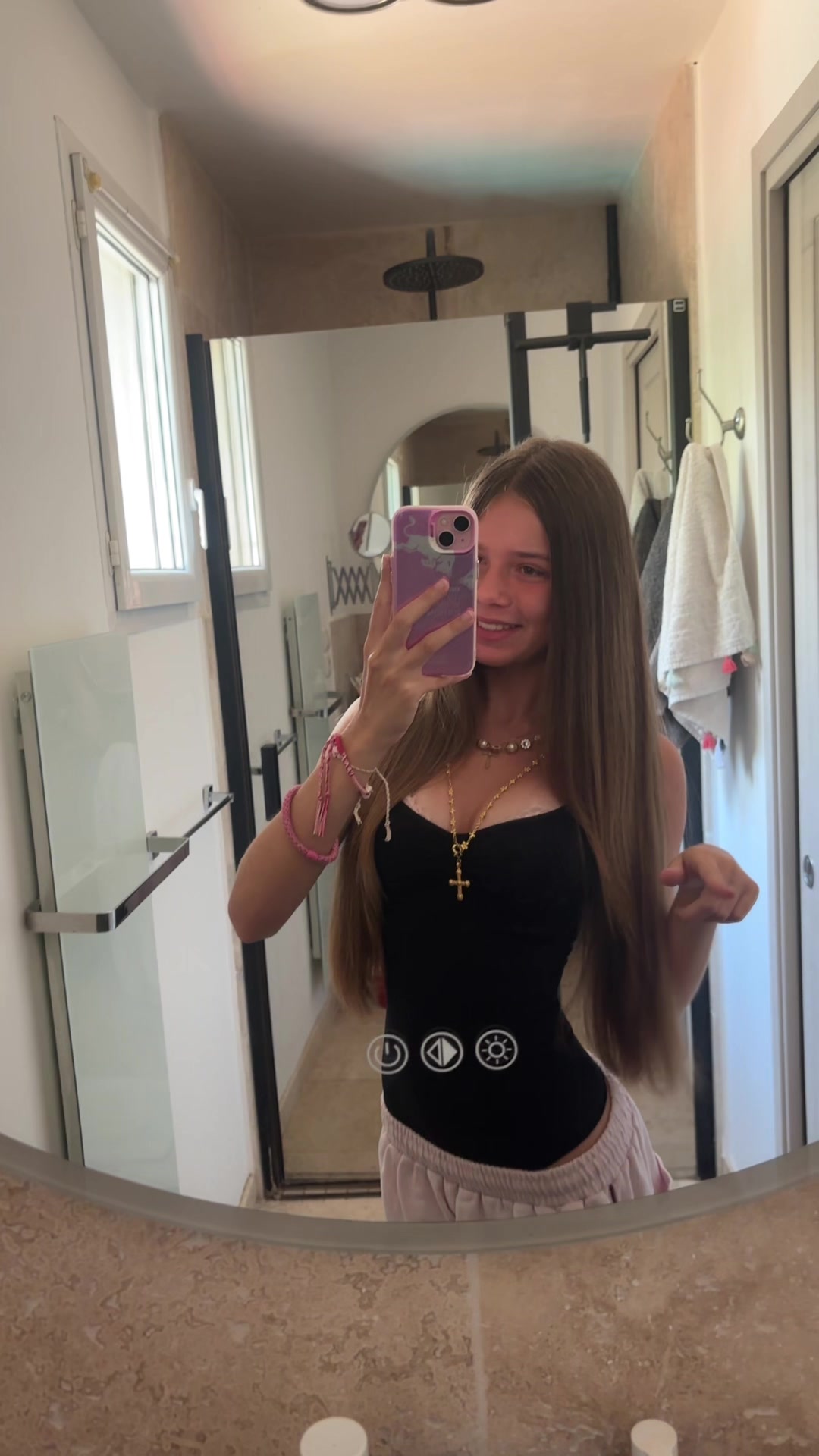 @𝐜𝐡𝐚