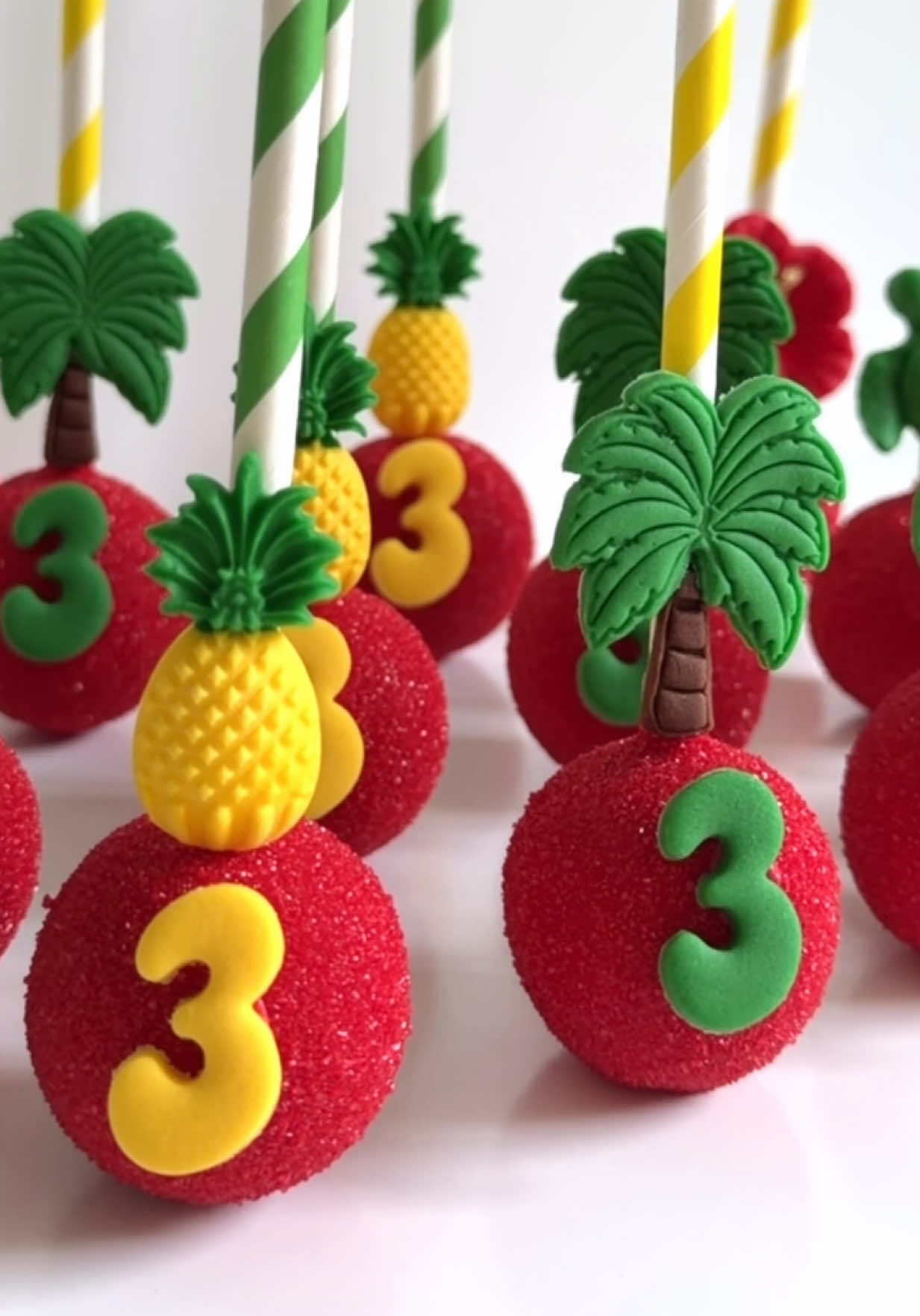 @Camarena CakePops