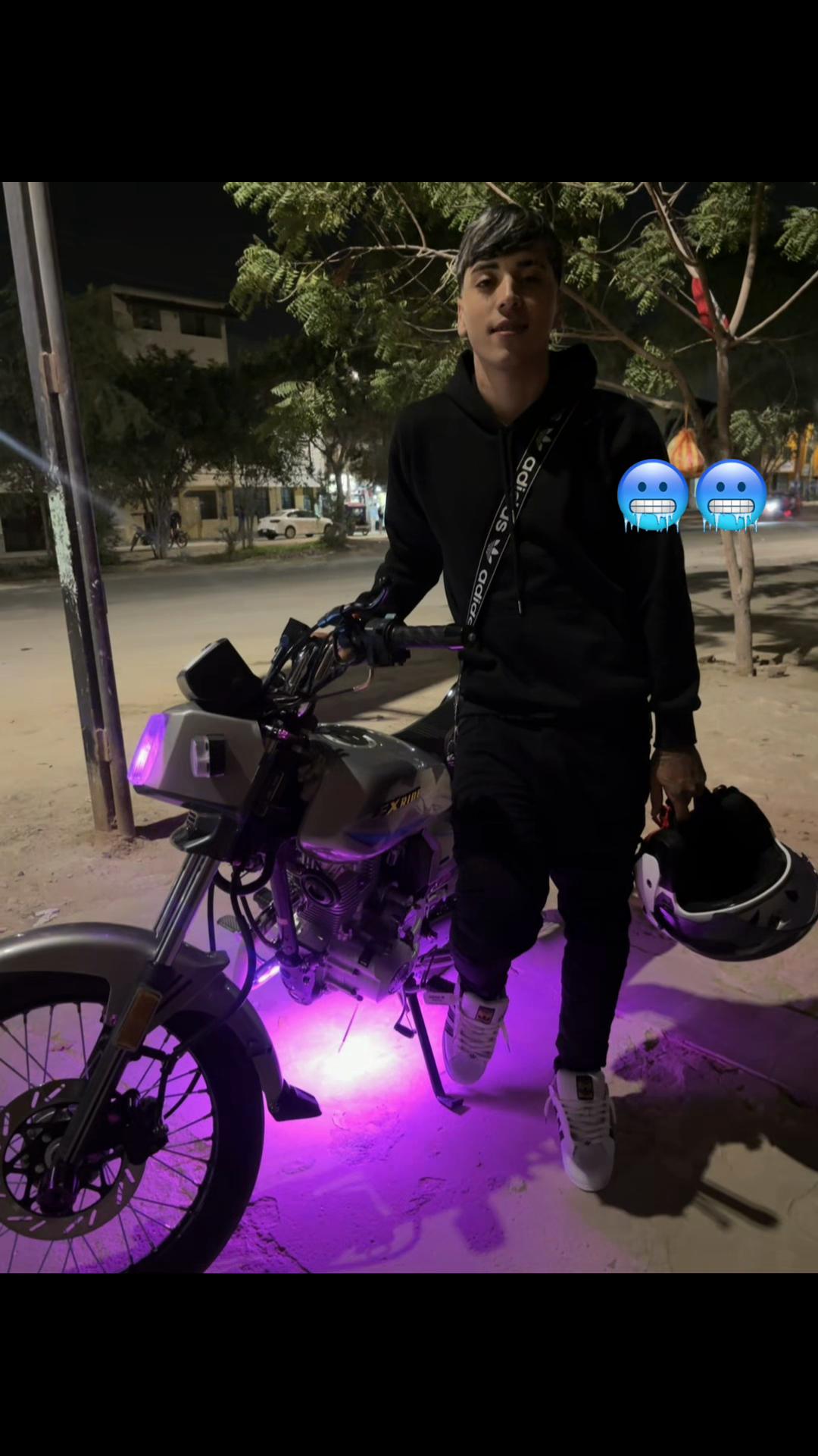 @Riyir zerpa...๐ค๐๐ฝ