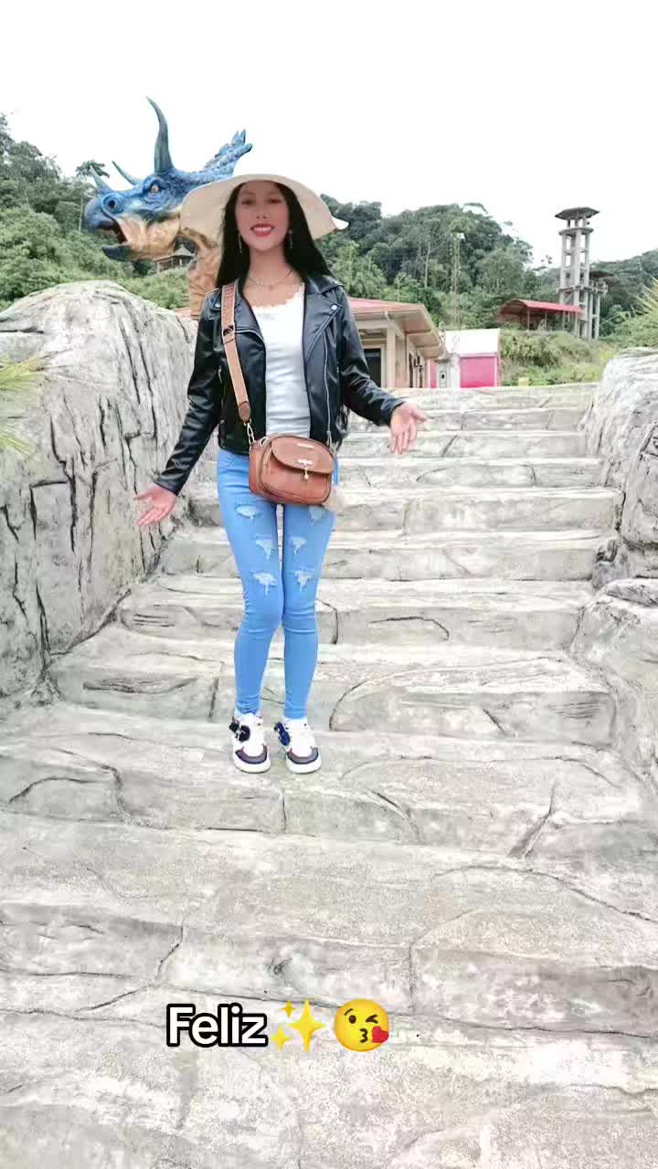 @&hearts;️🦋t&uacute; cholita Elvira 🦋&hearts;️