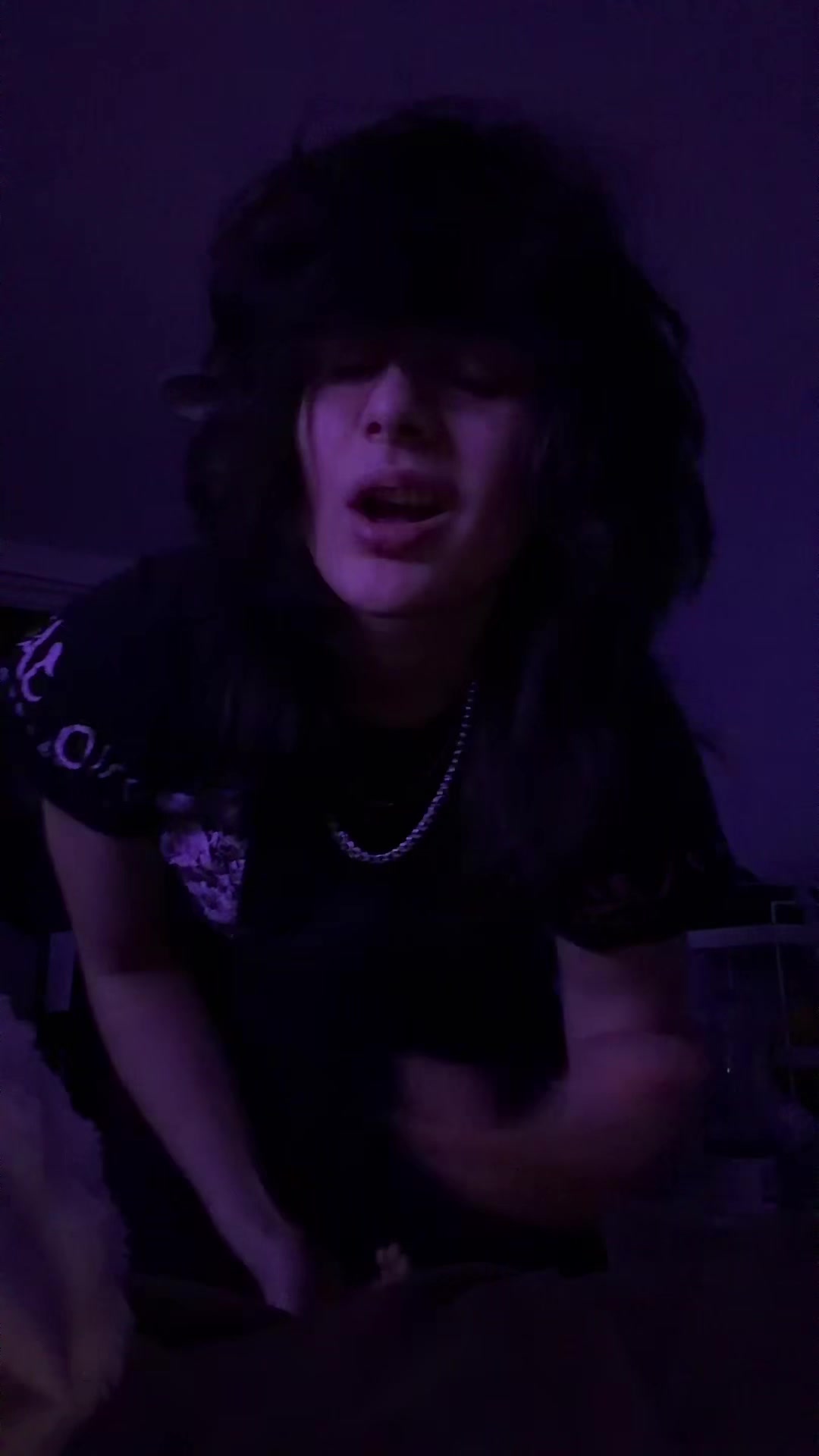 @⃟