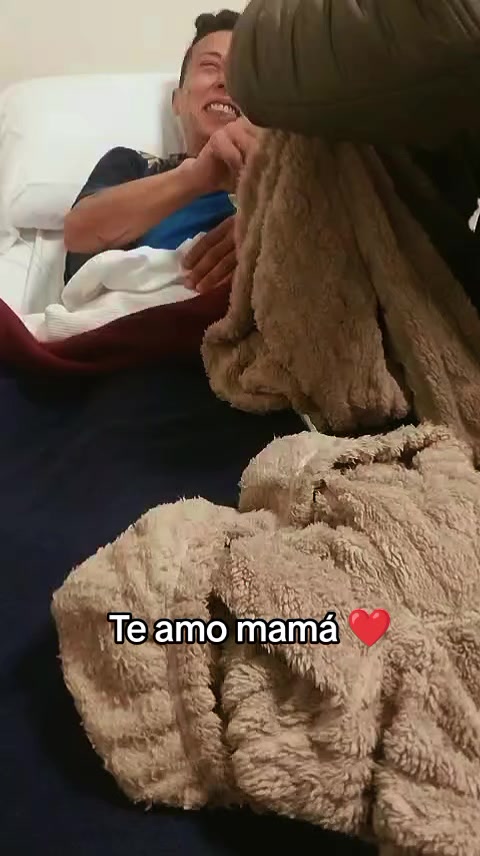 @Victoria Rodriguez🏳️&zwj;🌈🌻