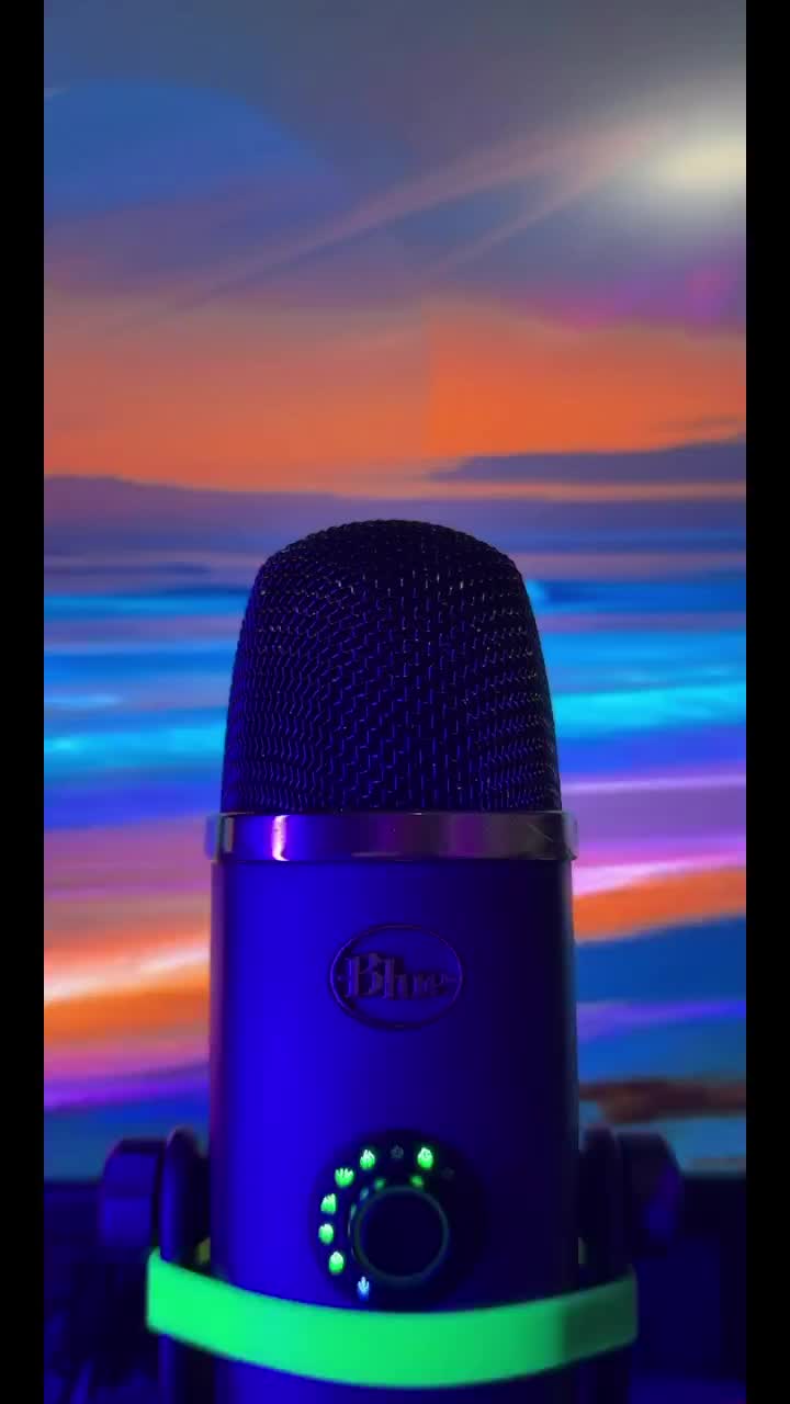 @The ASMR Neon Cafe