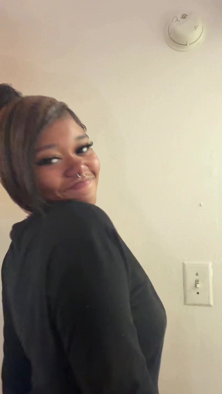 @nicolee