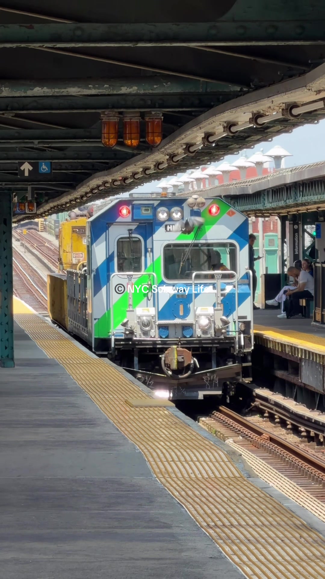 @NYC Subway Life ๐
