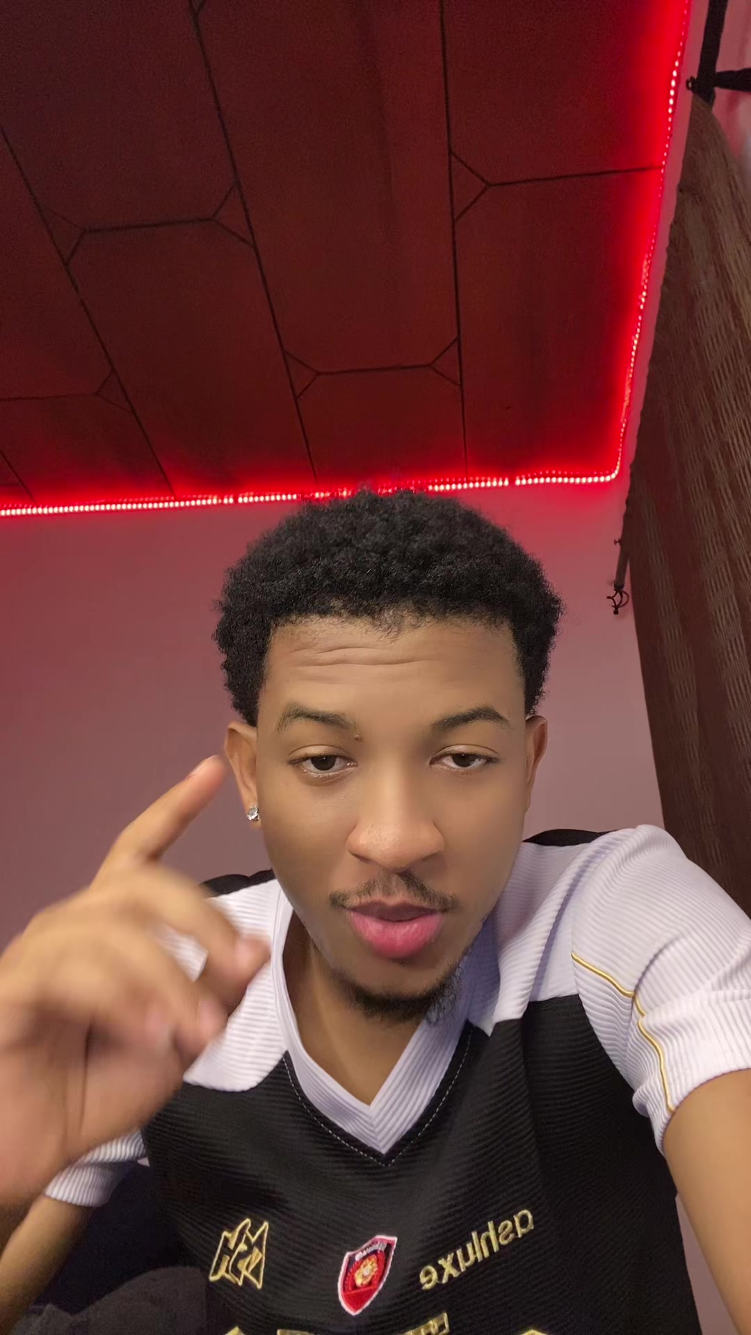 @Alvin224🇬🇳