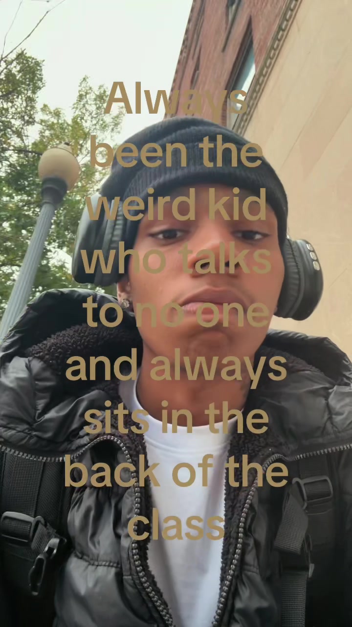 @⃟