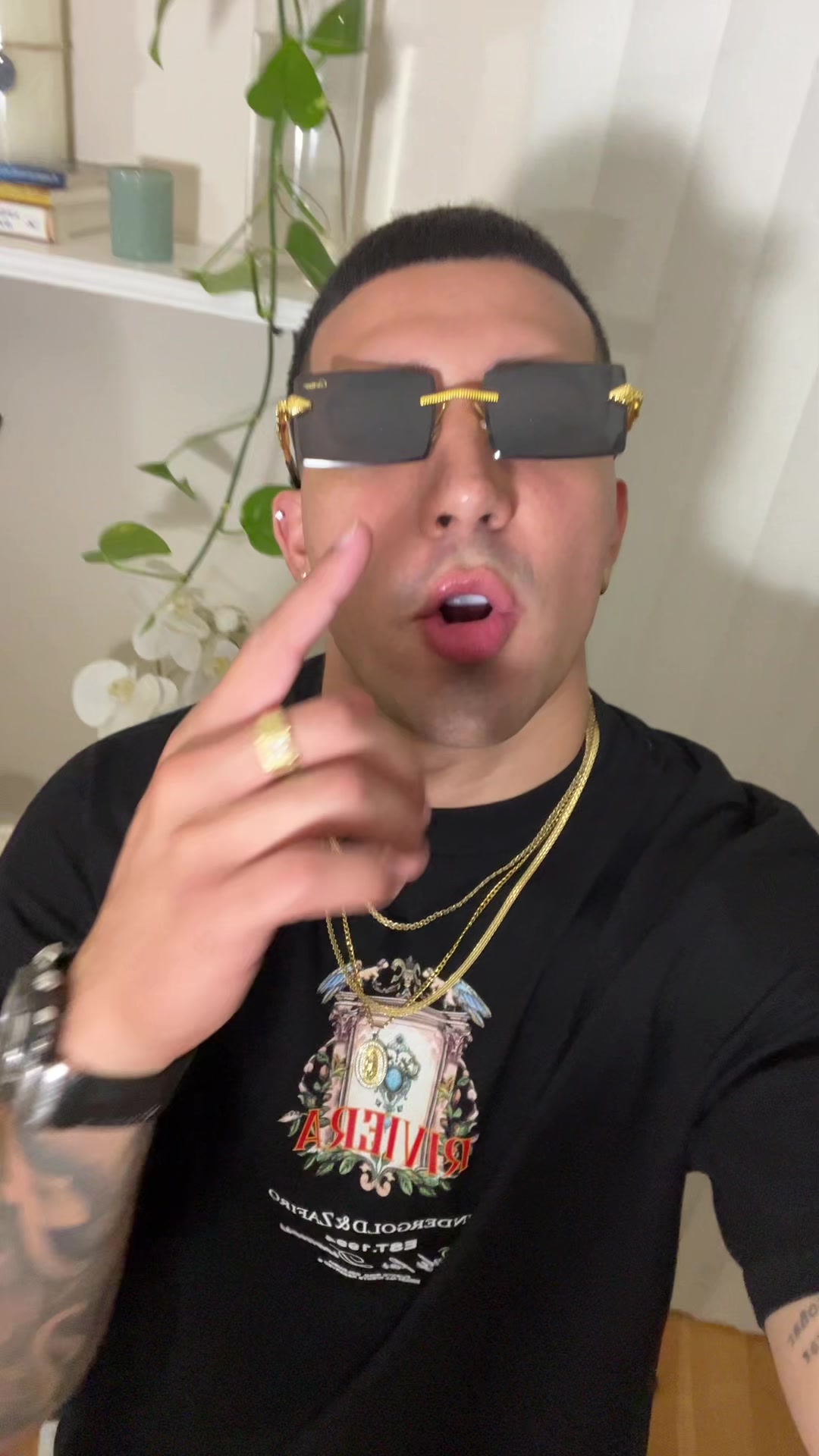 @Nico 😎