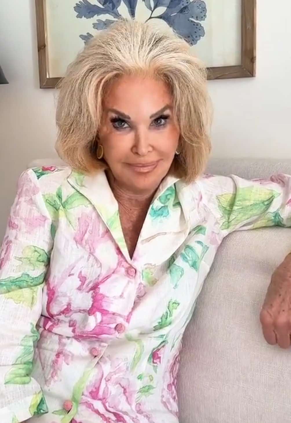 @suebellepalmbeach