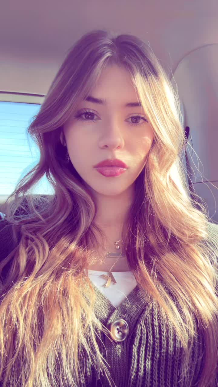 @karrawashere
