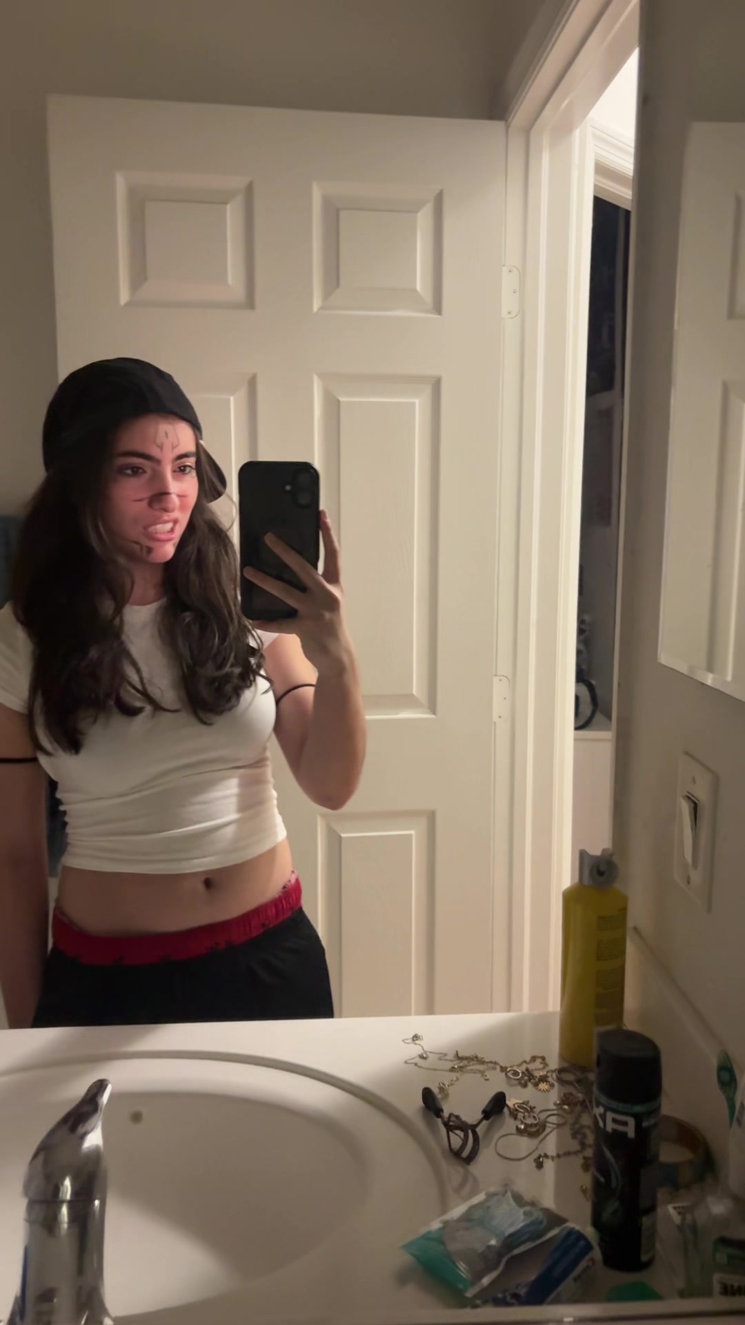 @️
