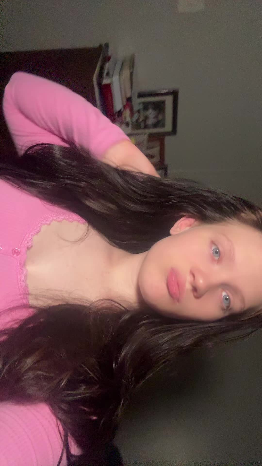 @Shay🦋.