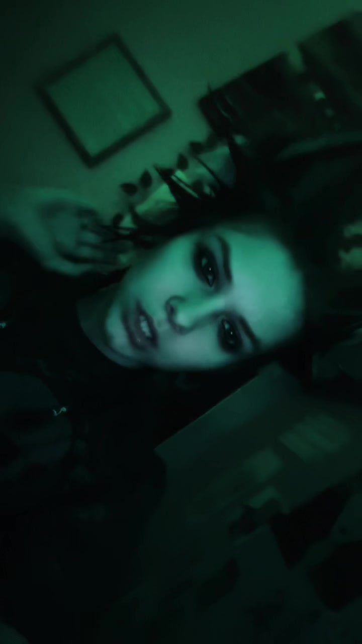@+🦇{-🩻Enzo🩻-}🦇+