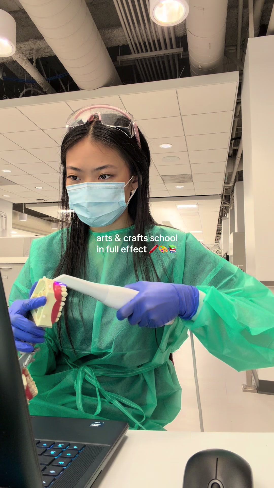 @Catherine | Dental Student 🦷