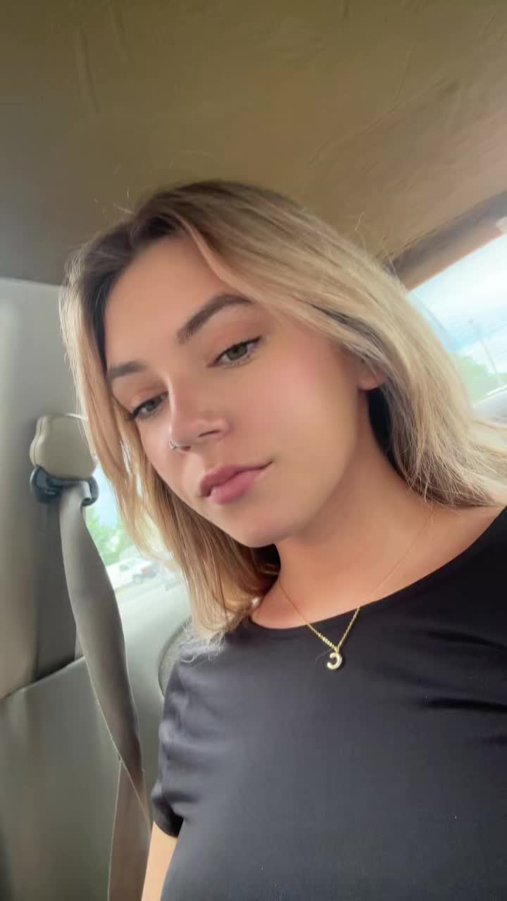 @Tayler With An E